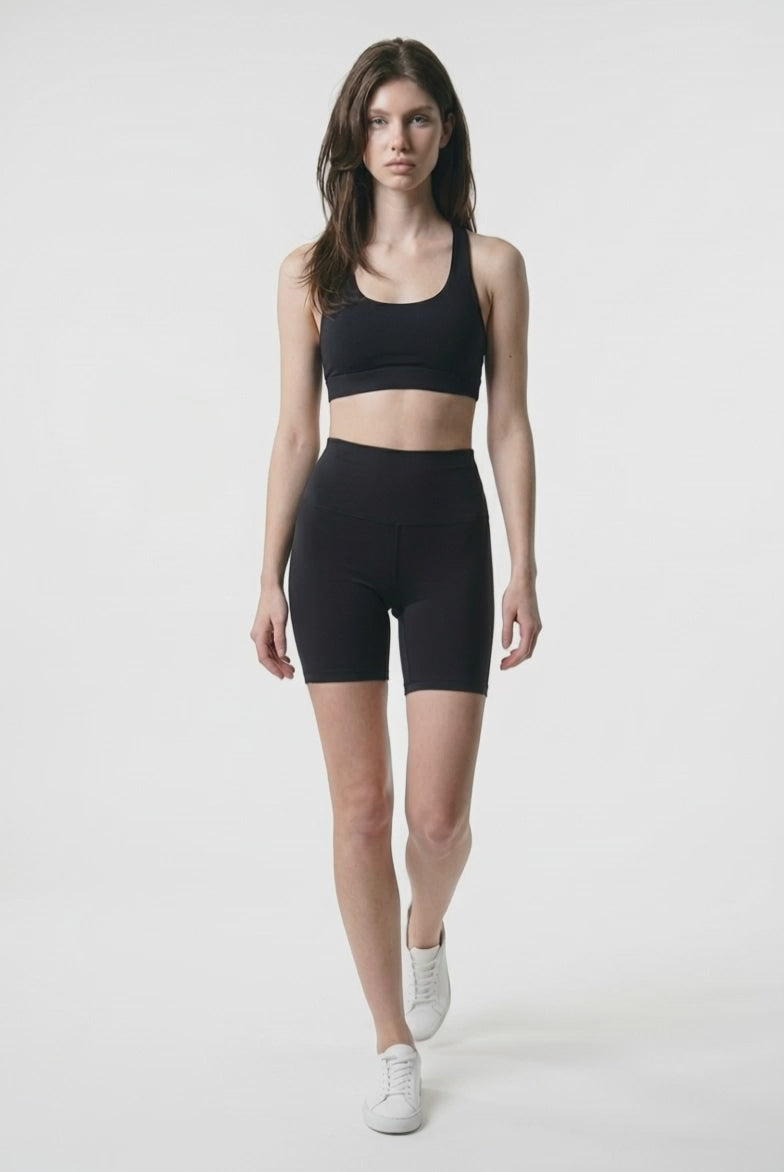 Charger la vidéo : Seamless Shorts, One Size fits all – AGIRA | Comfort &amp; luxury Lycra®